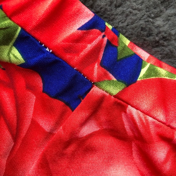 Playful Off The Shoulder Fitted Floral Red Roses Blue Midi Dress Size Large - Picture 11 of 11